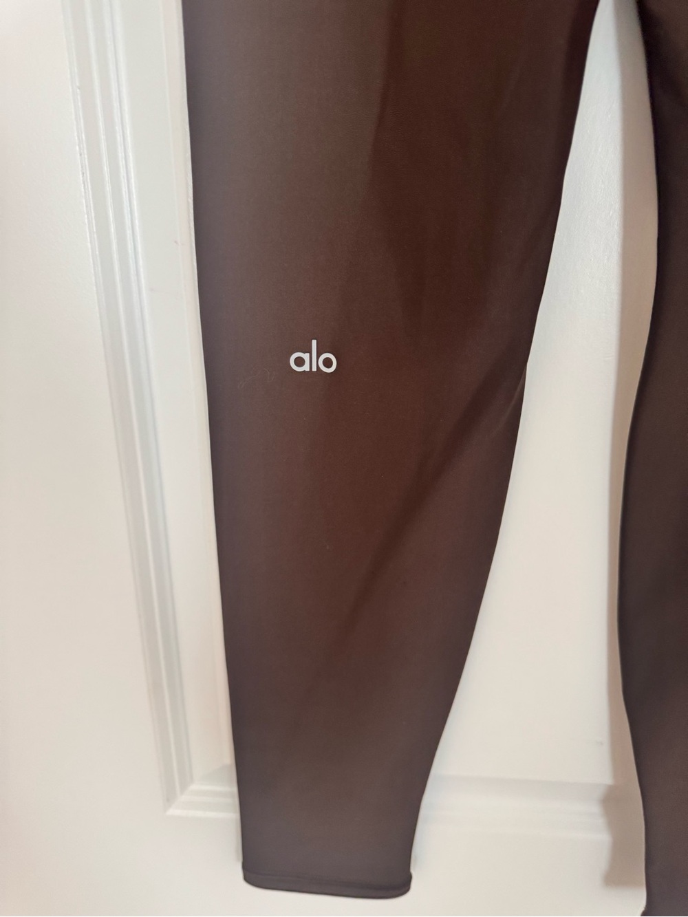 Like New! Alo Yoga Airlift High Waist Winter Warm Legging/Espresso/Medium - Picture 7 of 7